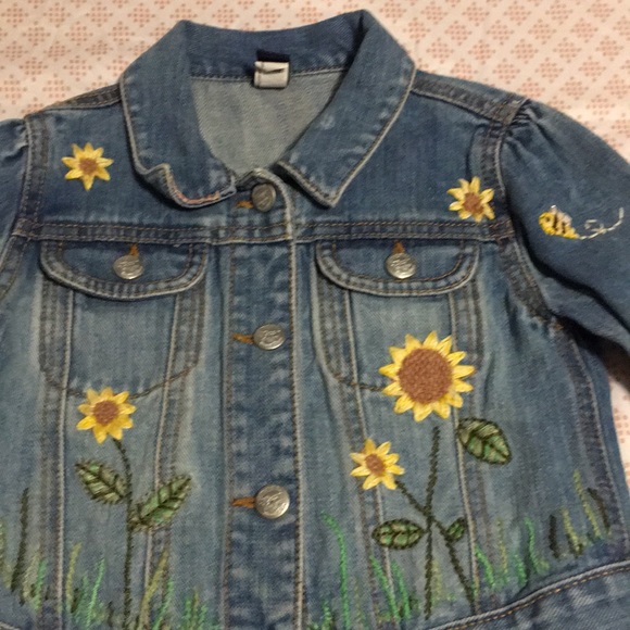 💋💯Jean jacket💋💯 - Picture 3 of 5